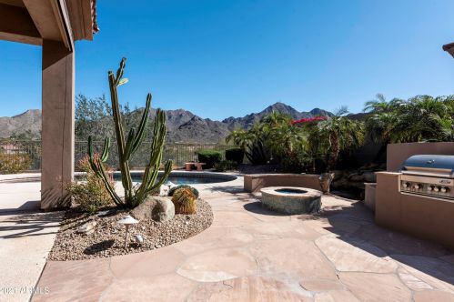 10794 Greenway Rd, Scottsdale, AZ 85255-1811
