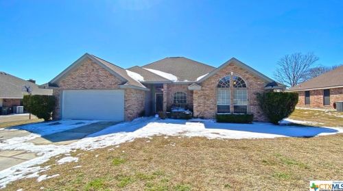1810 Joan Dr, Copperas Cove, TX 76522-4426