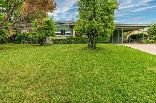 5205 Trail Lake Dr, Fort Worth, TX 76133-1928