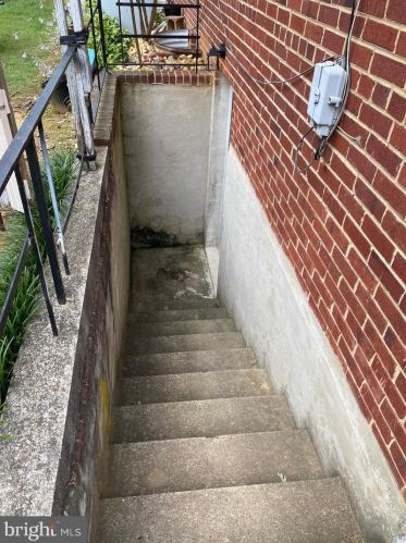 5420 Charlottesville Rd, Springfield VA  22151-3812 exterior