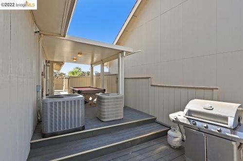 5067 Cabrillo Pt, Discovery Bay CA  94505-9483 exterior