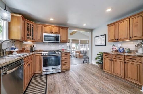 732 8th Ave, Beaver Falls PA  15010-3126 exterior