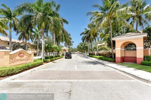 8648 22nd Ct, Hollywood, FL 33025-2007