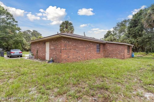 1107 1st Ave, Titusville FL  32780-4169 exterior