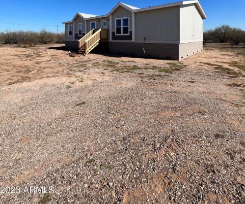 9713 Thornton Rd, Casa Grande, AZ 85193-7489