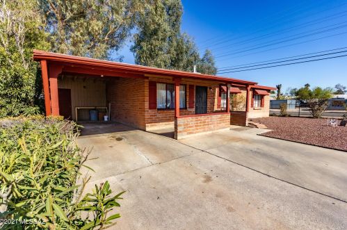 902 Weymouth St, Tucson, AZ 85705-3119