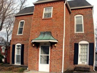 409 Greenwood Ave, Clarksville, TN 37040-8710