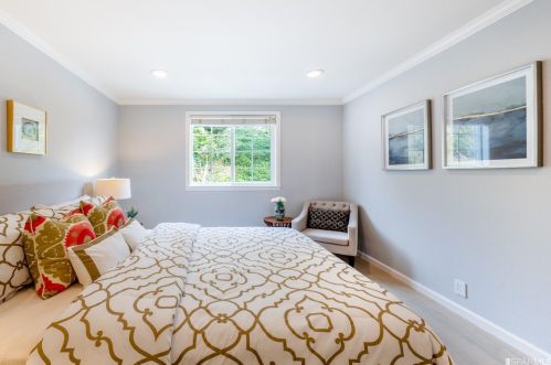 59 Montebello Dr, Daly City CA 94015-4722 exterior