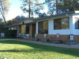 20445 Sunny Ridge Ln, Sonora, CA 95370-9425