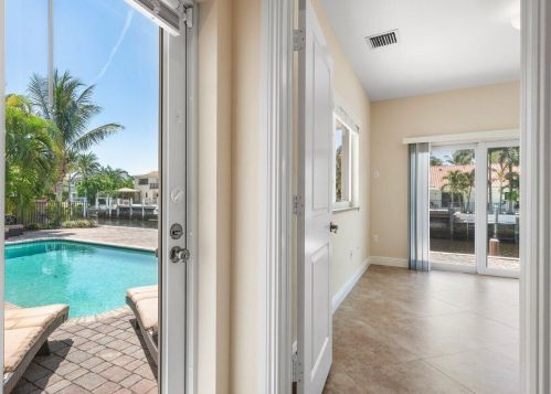 1500 5th Ave, Boca Raton FL  33432-7147 exterior