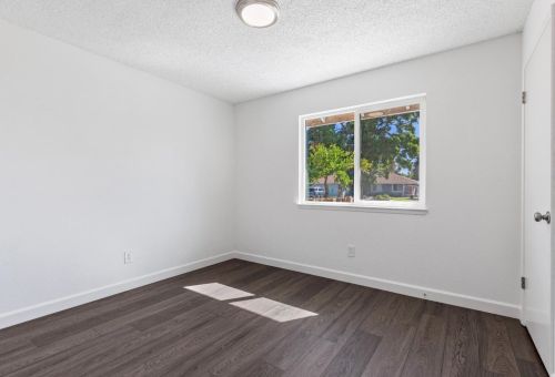 3809 Longbridge Dr, Modesto CA  95356-0856 exterior