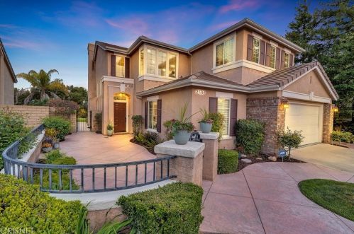25764 Thurber Way, Santa Clarita, CA 91381-1435