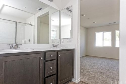 670 Bowen Rd, Perris CA  92570-3400 exterior