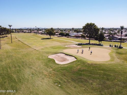 10020 Royal Oak Rd, Sun City AZ 85351-3122 exterior