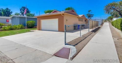 6100 Henderson Dr, La Mesa CA  91942-4016 exterior