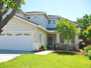 621 Gallery Ct, Fairfield, CA 94534-4089