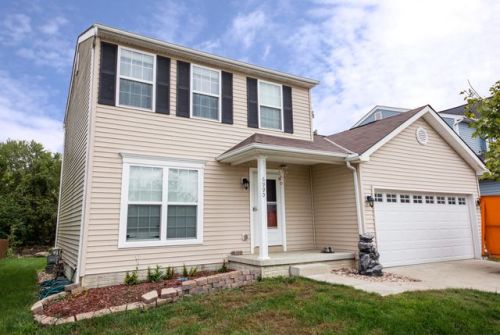 6990 Shady Rock Ln, Blacklick, OH 43004-8347