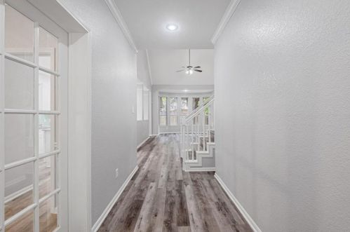 13556 Anarosa Loop, Austin TX  78727-1415 exterior