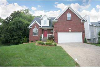 4216 Sunny Crossing Dr, Louisville, KY 40299-7120