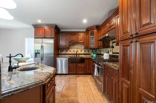 2409 Carson St, Torrance CA  90501-3120 exterior