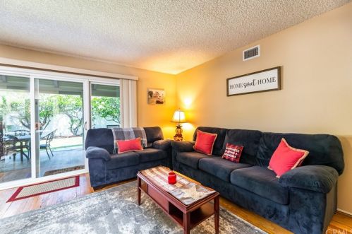 11801 La Serna Dr, Whittier CA  90604-3250 exterior