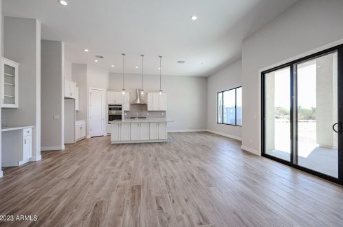 5548 Seven Palms Dr, Cave Creek, AZ 85331-5180