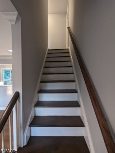 612 Brookside Pl, Cranford NJ  07016-1658 exterior