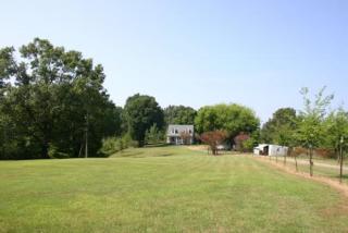 3848 Shiloh Canaan Rd, Palmyra, TN 37142-2204