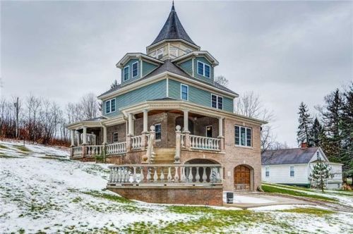 110 Station St, Bulger, PA 15019-2020