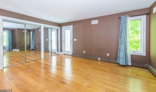 39 Winona Ave, Lincoln Park NJ  07035-1711 exterior