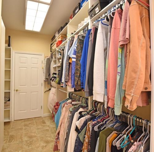 1043 Robertson Rd, Covington KY  41015-2145 exterior