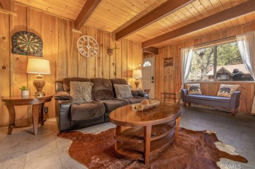 437 Gold Mtn Dr, Big Bear City CA  exterior