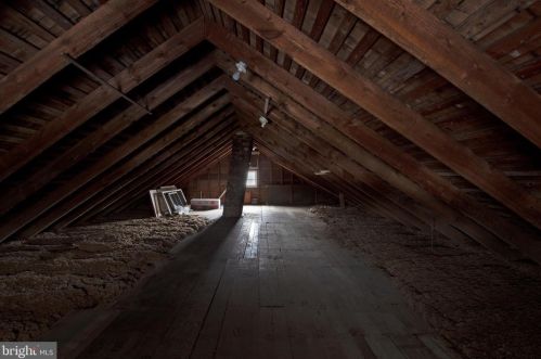 204 Harrington Ave, Harrington DE  19952-1118 exterior