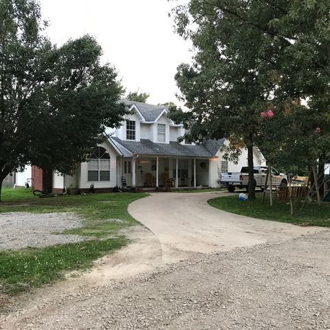 2907 Planters Dr, Jonesboro, AR 72404-9310