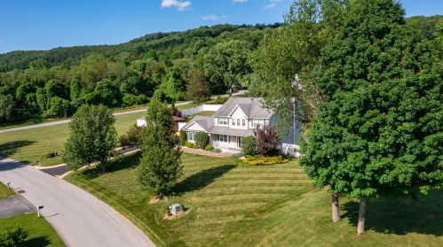 118 Gabriels Path, Poughquag NY  12570-5147 exterior