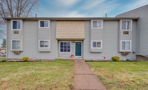 18 Carillon Dr, Rocky Hill CT  06067-2518 exterior