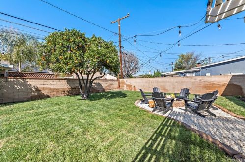 613 Orch Ave, Fullerton CA 92833-4139 exterior