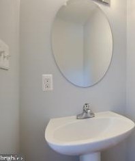 2716 Buxton Rd, Harrisburg PA  17110-3547 exterior