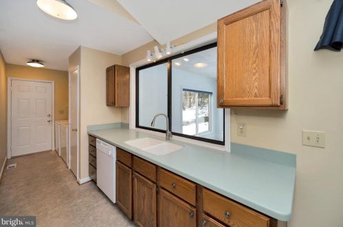 124 Saylers Crk Rd, Locust Grove VA 22508-5119 exterior