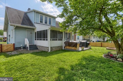 388 High St, Highspire PA  17034-1406 exterior