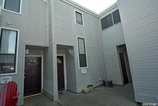1520 Hood Rd, Sacramento CA  95825-8410 exterior