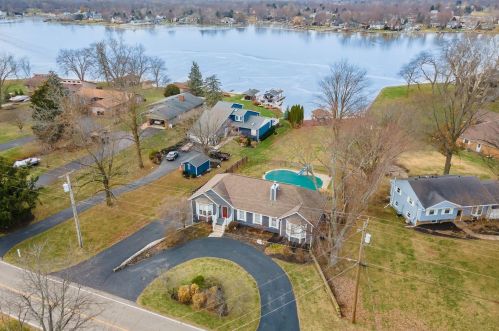1840 Choctaw Dr, London, OH 43140-8732
