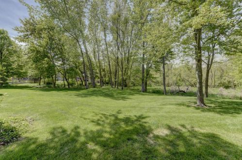 8601 Fair Oaks Ln, Dyer IN  46373-9395 exterior