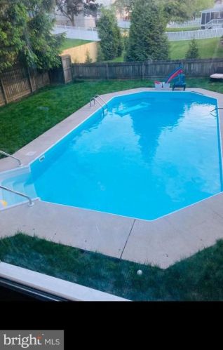 63 Fairway Dr, Camp Hill PA  17011-2065 exterior