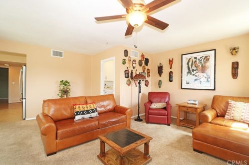 1032 Chestnut Ave, Orange CA 92867-3832 exterior