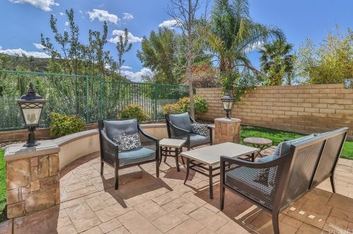 4110 Eagle Flight Dr, Simi Valley CA 93065-0225 exterior