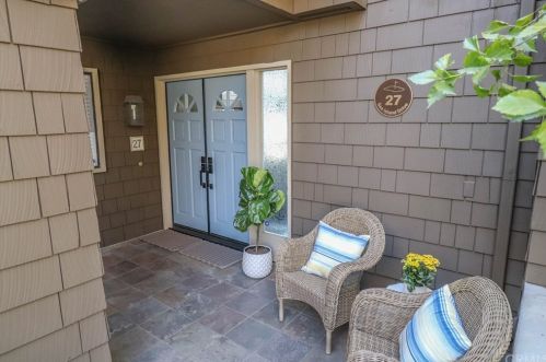 27 Sea Island Dr, Newport Beach, CA 92660-5134
