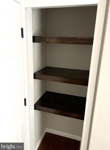 585 Artis Dr, Dover DE  19904-5626 exterior