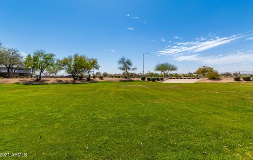 9072 80 Ln, Peoria AZ 85382-4417 exterior