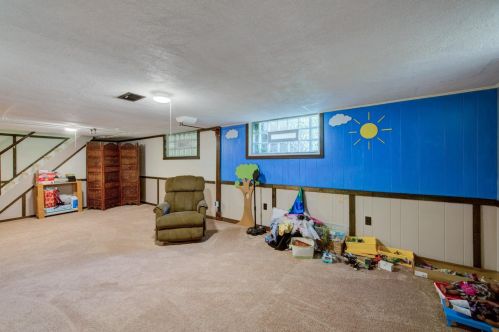 8481 Arborcrest Dr, Cincinnati OH 45236-1428 exterior